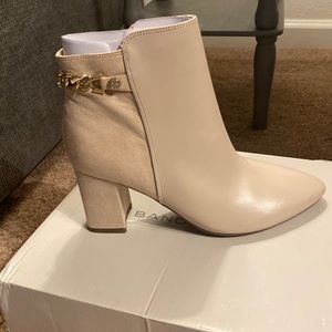 Bandolino BRAND NEW Cream Boot